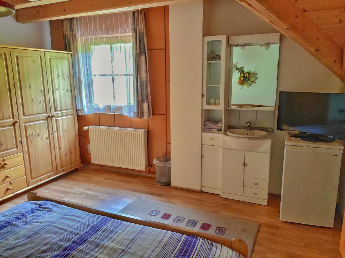 Ebene Reichenau Gaestehaus Lassnig מראה חיצוני תמונה